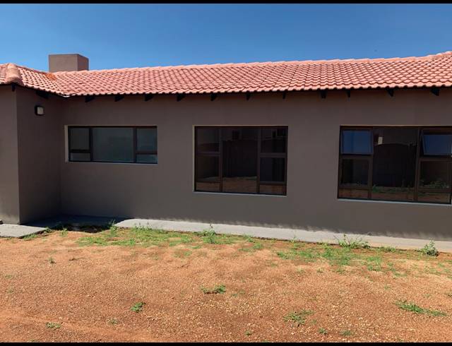 3 BEDROOM HOUSE FOR SALE IN HENLEY ON KLIP